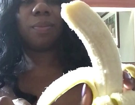 Dicksucking a banana with sexfeene